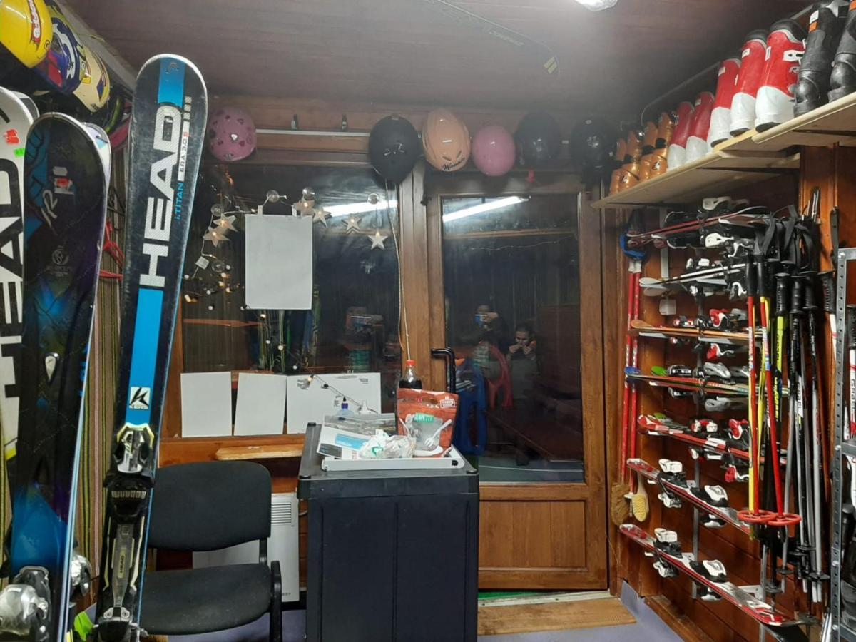 Kalinderu SKIER'S APARTAMENT BELLEVUE Busteni Bagian luar foto