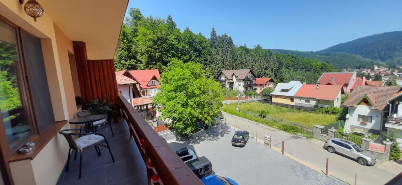 Kalinderu SKIER'S APARTAMENT BELLEVUE Busteni Bagian luar foto